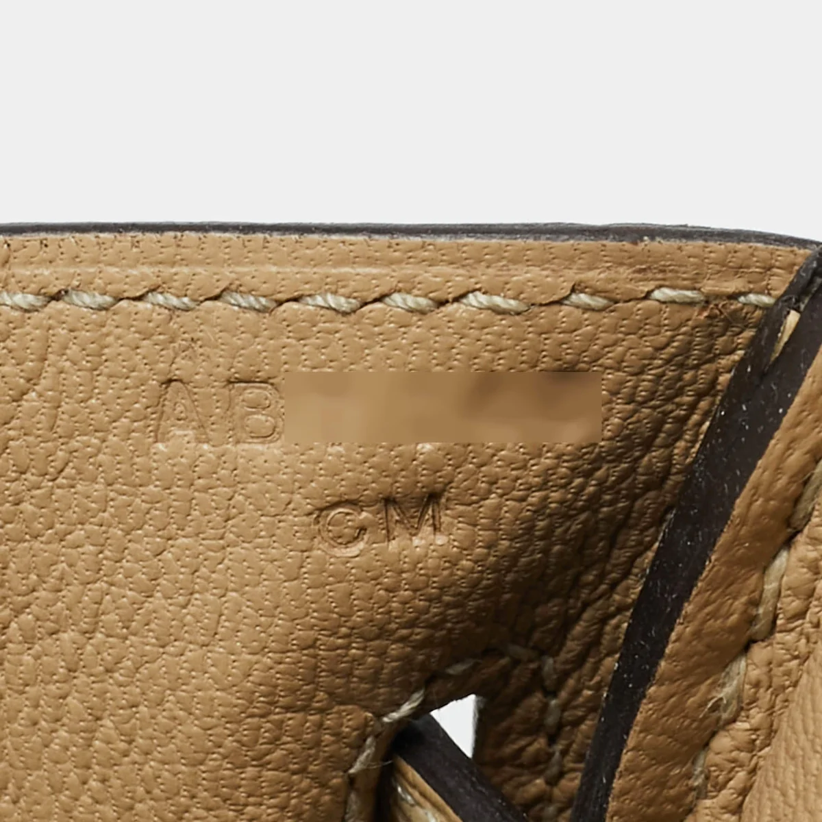 Hermès Birkin and Kelly bags in crocodile and alligator leather front view - Hermès crocodile vs alligator
