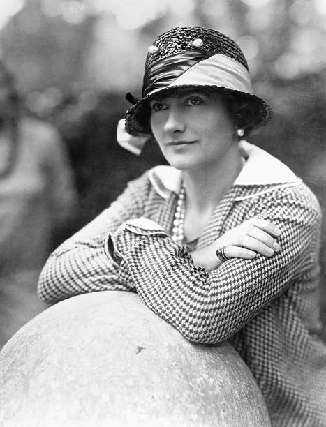 Chanel, Hermès, Louis Vuitton, Dior, Valentino, Lanvin, Schiaparelli detail - women who founded luxury fashion brands
