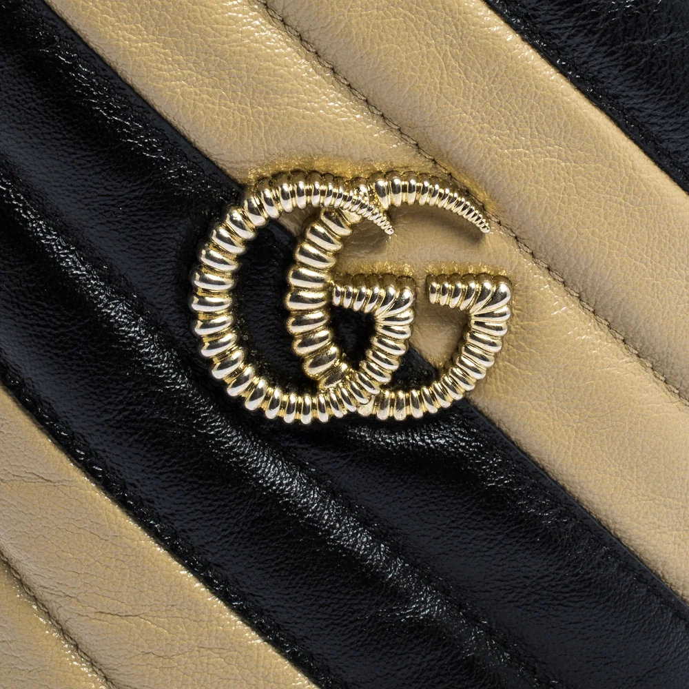 Gucci Gucci Marmont Bucket Bag side view
