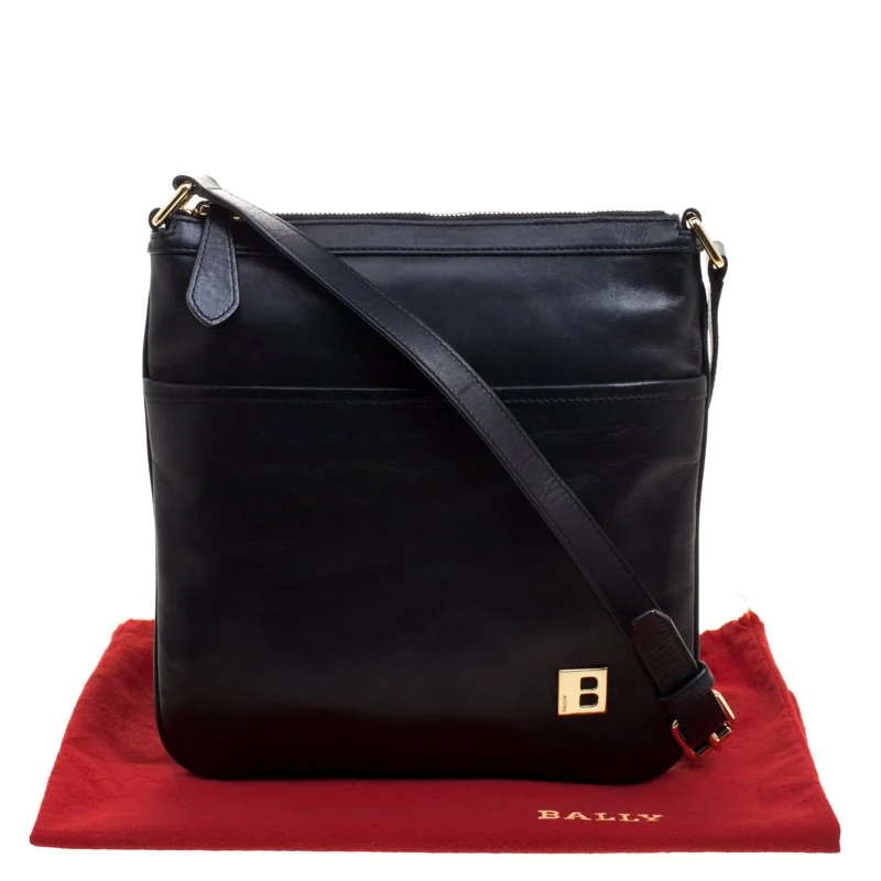 Bally Bally handbags (Suzy shoulder bag, Sienna Tote, Belle Clutch) side view - how to carry Bally bags