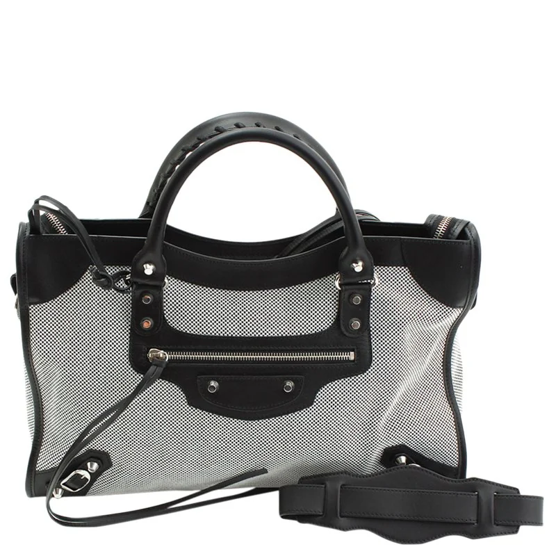 Balenciaga Classic City Bag side view - how to style Balenciaga City bag