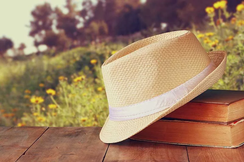 The Luxury Closet detail - how to travel in style