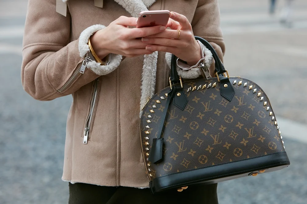 Louis Vuitton Alma front view - Louis Vuitton Alma bag