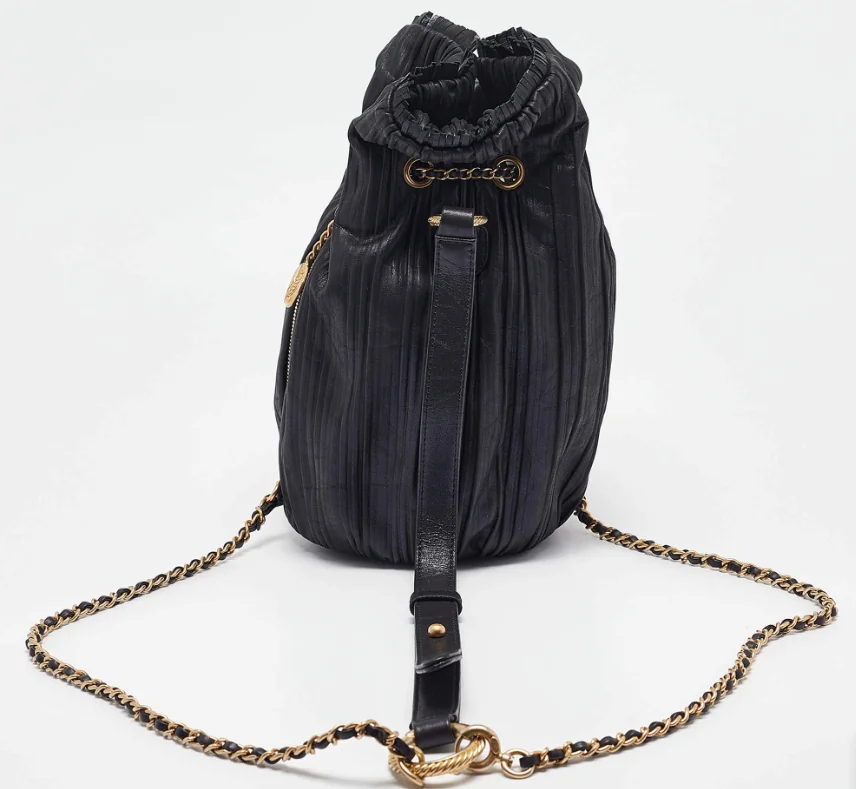 The Luxury Closet side view - luxury valentine&rsquo;s day gifts