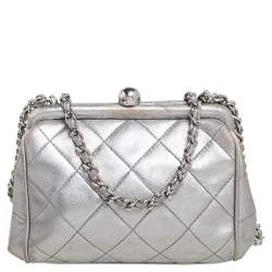 Hermès Pre-owned luxury handbags side view - pre-loved luxury handbags