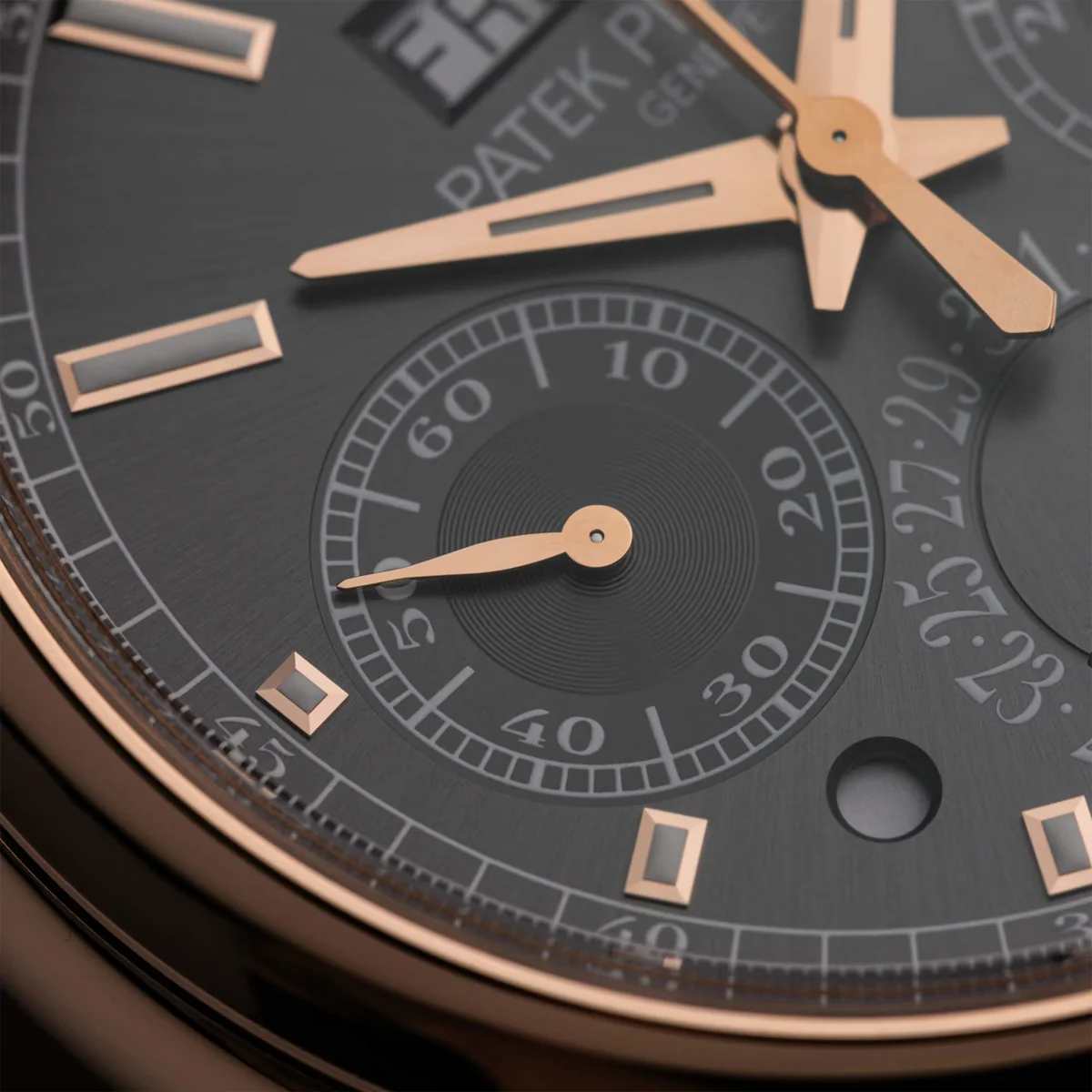 Rolex, Cartier, Patek Philippe, Audemars Piguet, Omega, Panerai Pre-owned luxury watches front view - pre-owned luxury w