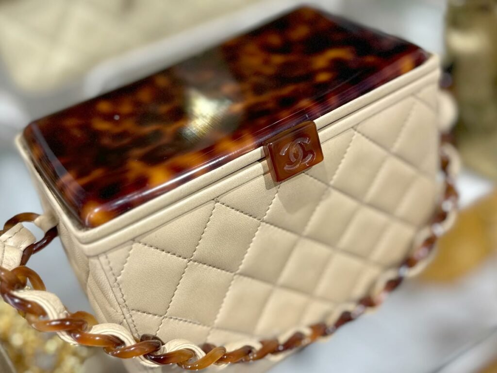 CHANEL tortoiseshell Classic Flap