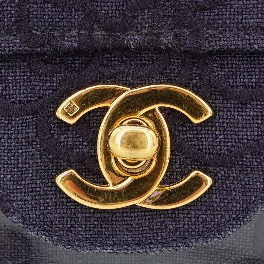 Chanel Vintage CC Lock Gold Stamp
