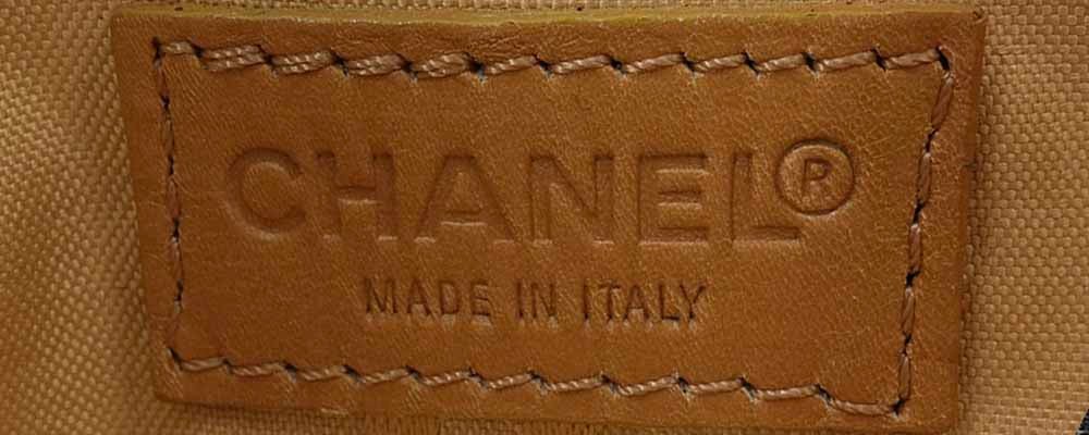 Chanel Vintage Logo 6 SERIES