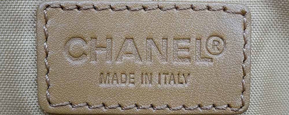 Chanel Vintage Logo 6 SERIES