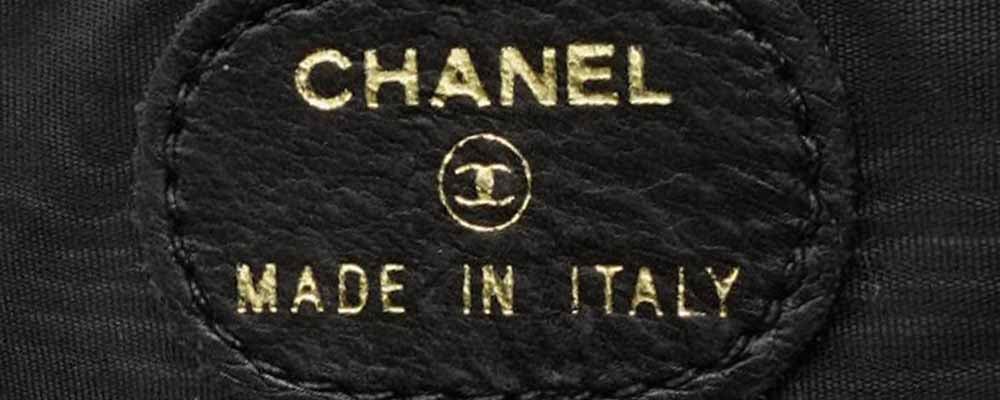 Chanel Vintage Logo 4 SERIES