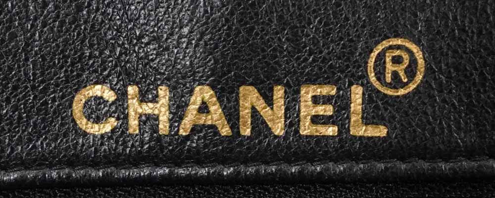 Chanel Vintage Logo 4 SERIES