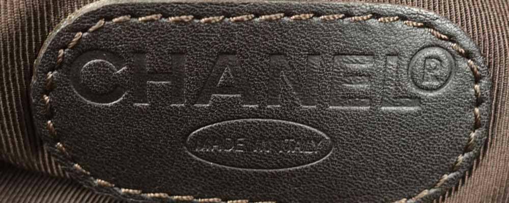 Chanel Vintage Logo 5 SERIES