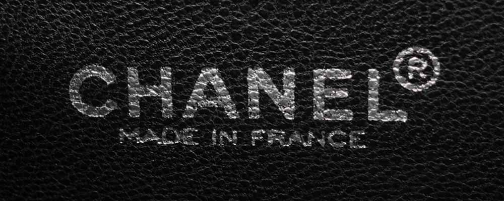 Chanel Vintage Logo 6 SERIES